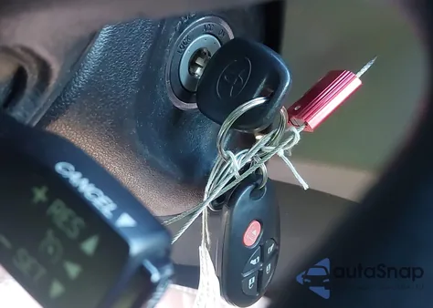 2015 Toyota Sienna Le 8 Passenger из США, поврежденный, VIN 5TDKK3DCXFS615329